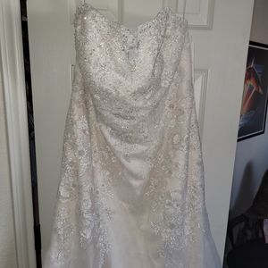 David's Bridal Corset Beaded Wedding Gown